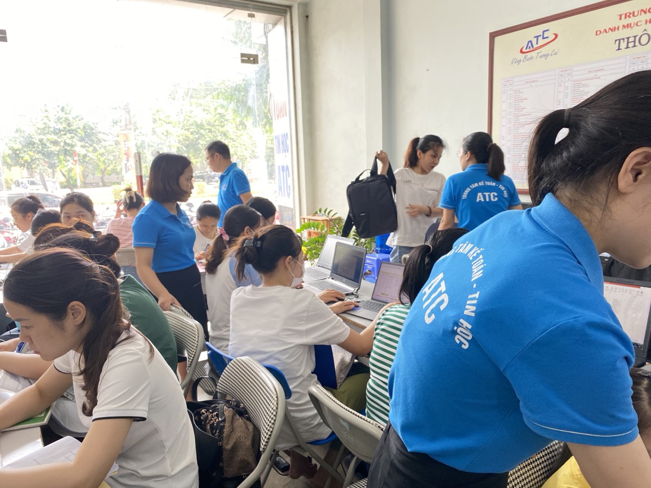 Học kế toán tại thanh hóa Học kế toán tại thanh hóa Vì bạn là duy nhất, không ai có thể giống bạn 100%, không ai có thể thay bạn.Vậy ngày hôm nay bạn đã làm gì trong thời đại công